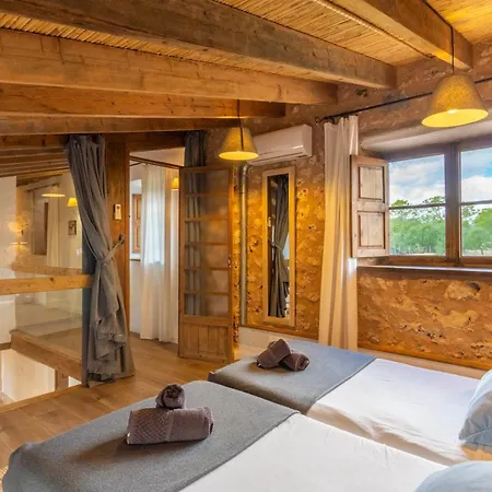 Cortana Villa *